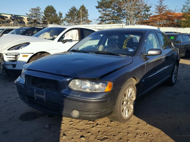 YV1RS547462508985 - 2006 VOLVO S60 T5 GRAY photo 2