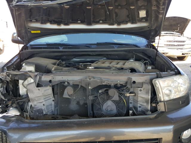 5TDKY5G17CS038792 - 2012 TOYOTA SEQUOIA LI GRAY photo 7