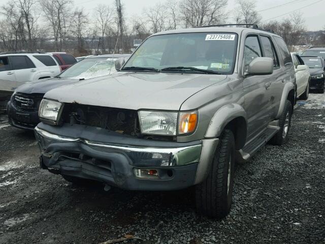 JT3HN86R529067902 - 2002 TOYOTA 4RUNNER SR SILVER photo 2