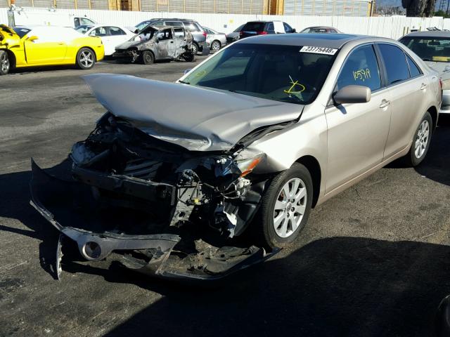 4T1BK46K47U550948 - 2007 TOYOTA CAMRY NEW GOLD photo 2