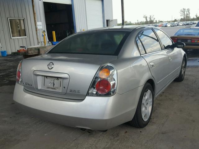 1N4AL11D63C339406 - 2003 NISSAN ALTIMA BAS SILVER photo 4