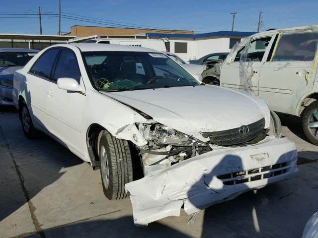 4T1BE32K94U325363 - 2004 TOYOTA CAMRY LE WHITE photo 1