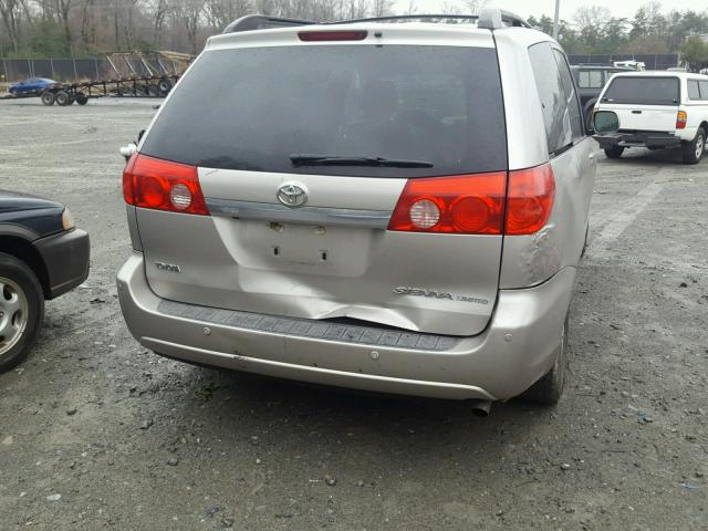 5TDZK22C87S004745 - 2007 TOYOTA SIENNA XLE SILVER photo 9