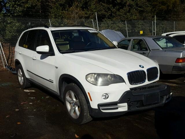 5UXFE43559L274640 - 2009 BMW X5 XDRIVE3 WHITE photo 1