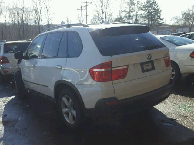 5UXFE43559L274640 - 2009 BMW X5 XDRIVE3 WHITE photo 3