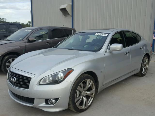 JN1BY1APXEM260024 - 2014 INFINITI Q70 3.7 GRAY photo 2