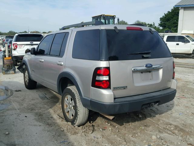 1FMEU63E57UB10271 - 2007 FORD EXPLORER X SILVER photo 3