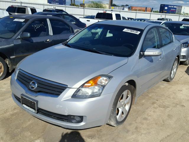 1N4BL21E18N419758 - 2008 NISSAN ALTIMA 3.5 SILVER photo 2