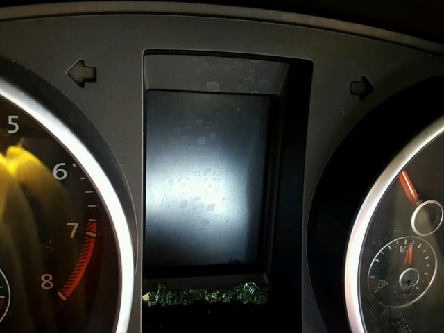 WVWHV7AJ7DW028840 - 2013 VOLKSWAGEN GTI BLACK photo 8