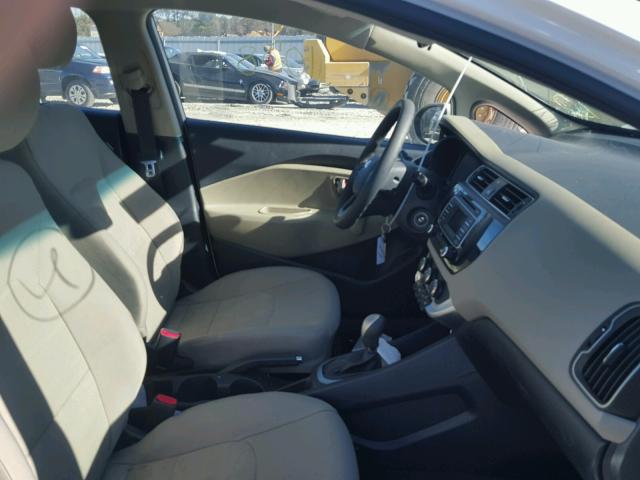 KNADM4A33H6115753 - 2017 KIA RIO LX Սպիտակ լուսանկար 5