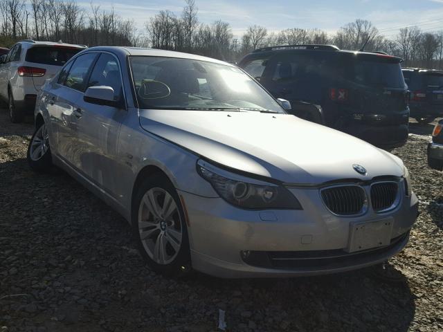 WBANV1C5XAC444018 - 2010 BMW 528 XI SILVER photo 1