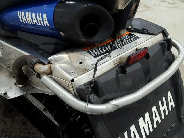 JYE8JC008CA002511 - 2011 YAMAHA APEX BLUE photo 11