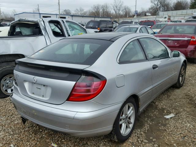 WDBRN64J73A504119 - 2003 MERCEDES-BENZ C 320 SPOR SILVER photo 4