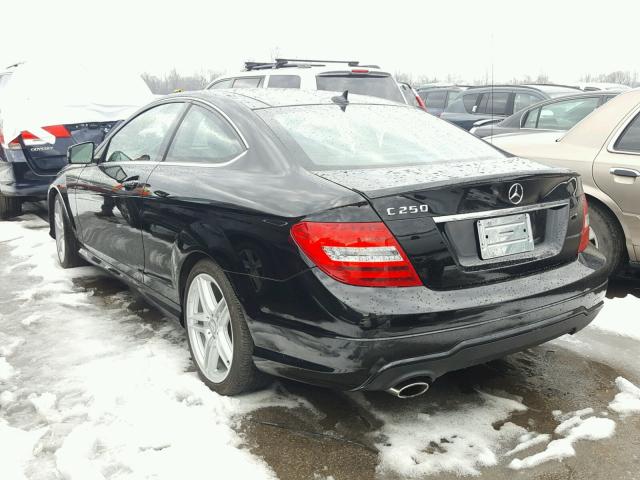 WDDGJ4HB7EG259856 - 2014 MERCEDES-BENZ C 250 BLACK photo 3