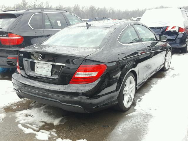 WDDGJ4HB7EG259856 - 2014 MERCEDES-BENZ C 250 BLACK photo 4