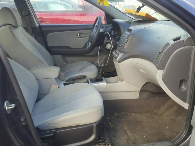 KMHDU46D69U759809 - 2009 HYUNDAI ELANTRA GL BLUE photo 5