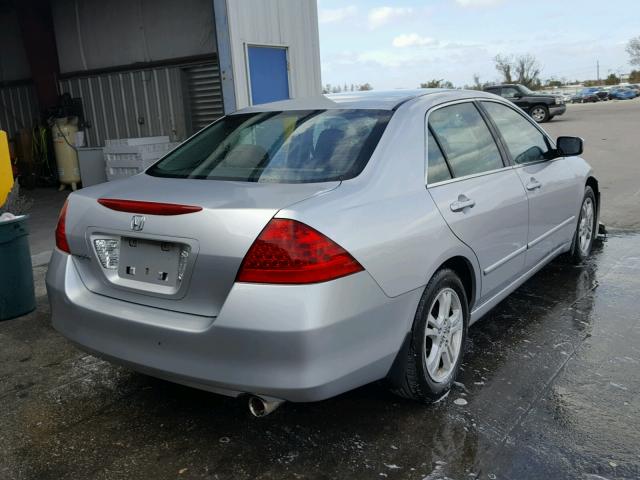 1HGCM56736A059521 - 2006 HONDA ACCORD EX SILVER photo 4