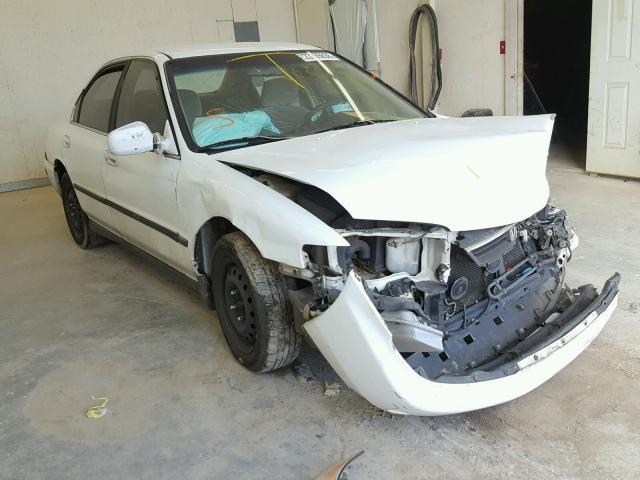 1HGCD5631TA038319 - 1996 HONDA ACCORD LX WHITE photo 1