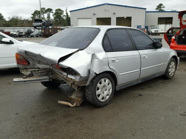 2HGEJ6616YH529645 - 2000 HONDA CIVIC BASE SILVER photo 4