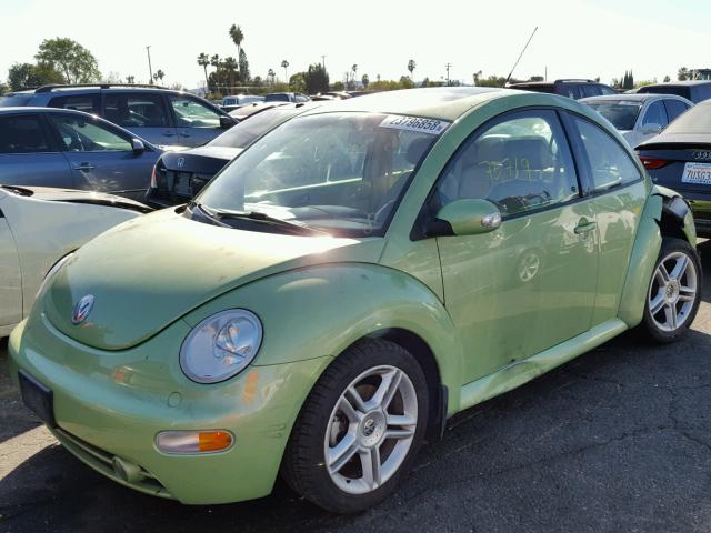3VWCD31C54M409851 - 2004 VOLKSWAGEN NEW BEETLE 绿色 照片 2