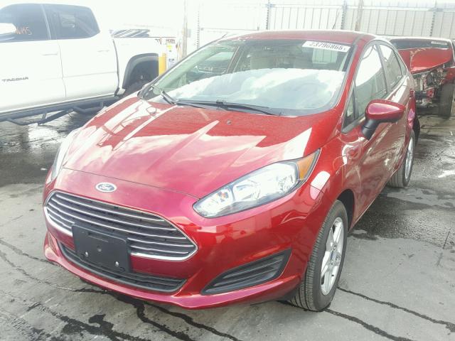 3FADP4BJ7HM128423 - 2017 FORD FIESTA SE RED photo 2