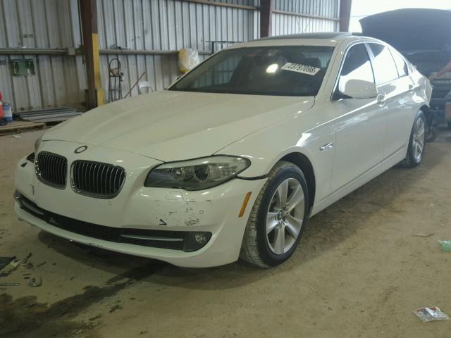WBAXG5C55CDW24515 - 2012 BMW 528 I WHITE photo 2