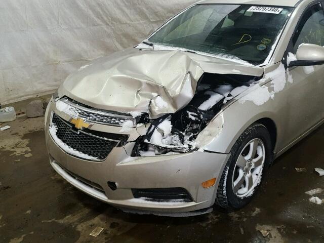 1G1PC5SB1D7329636 - 2013 CHEVROLET CRUZE LT TAN photo 9