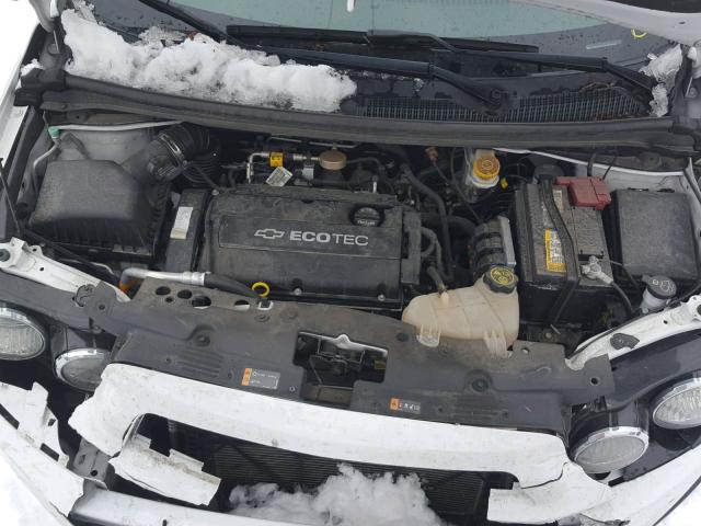 1G1JA6SH0D4198092 - 2013 CHEVROLET SONIC LS 白色 照片 7