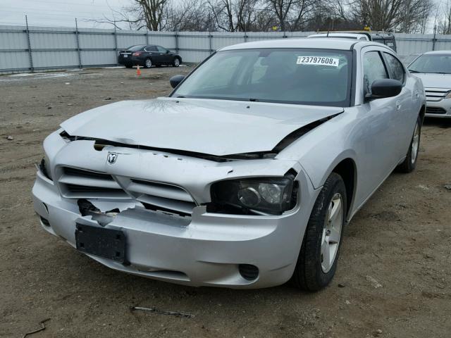 2B3KA43G48H129213 - 2008 DODGE CHARGER SILVER photo 2