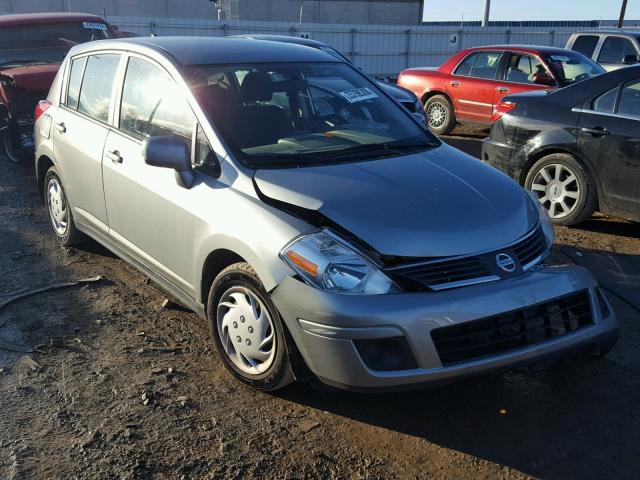 3N1BC13E69L434097 - 2009 NISSAN VERSA S GRAY photo 2