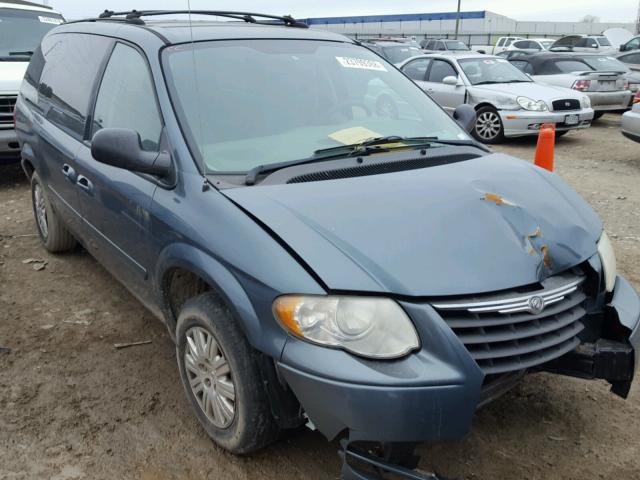 2C4GP44R05R268182 - 2005 CHRYSLER TOWN & COU TEAL photo 1