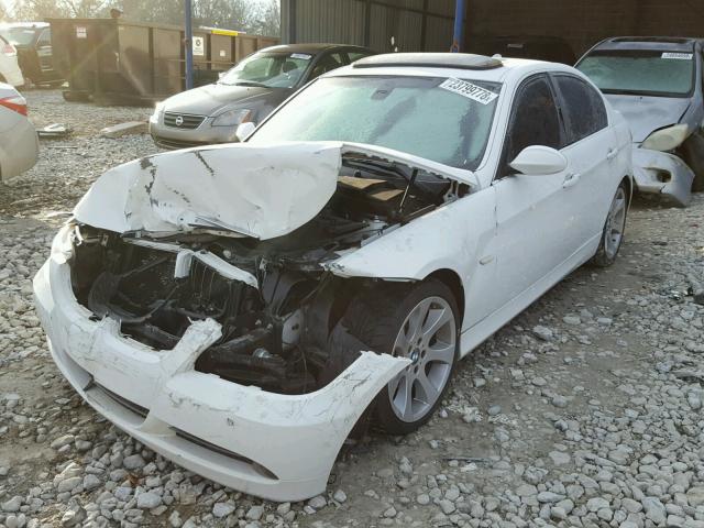 WBAVB335X6PS19585 - 2006 BMW 330 I WHITE photo 2