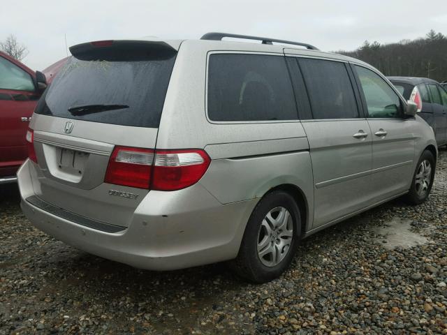 5FNRL38775B054812 - 2005 HONDA ODYSSEY EX SILVER photo 4