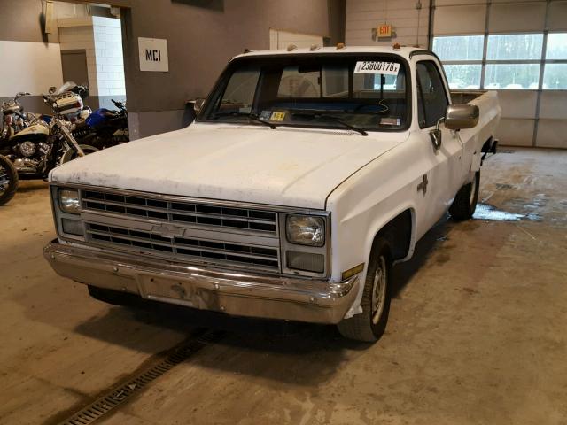 1GCDC14H7GF395476 - 1986 CHEVROLET C10 WHITE photo 2