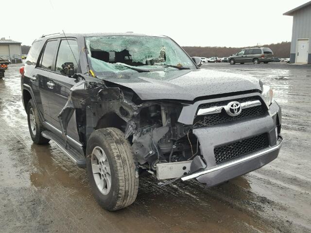 JTEBU5JR9B5039601 - 2011 TOYOTA 4RUNNER SR CHARCOAL photo 1