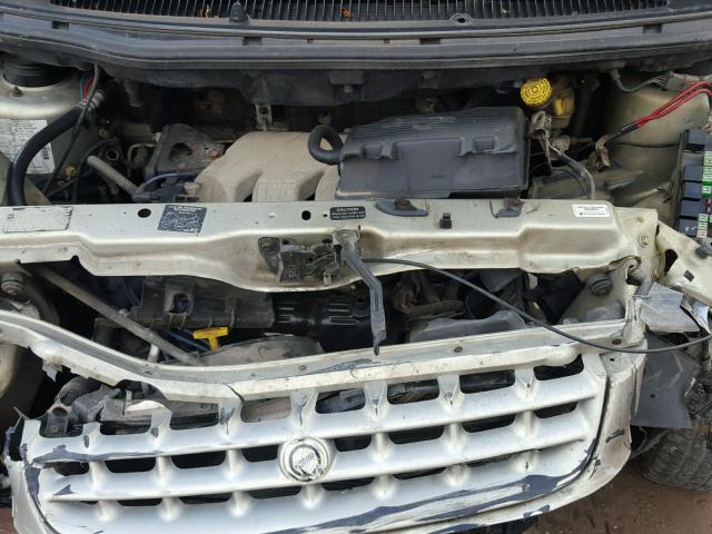 2C4GJ44G6YR789203 - 2000 CHRYSLER GRAND VOYA SILVER photo 7