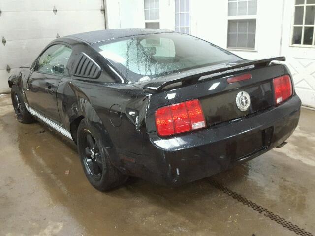 1ZVHT80N765158414 - 2006 FORD MUSTANG BLACK photo 3