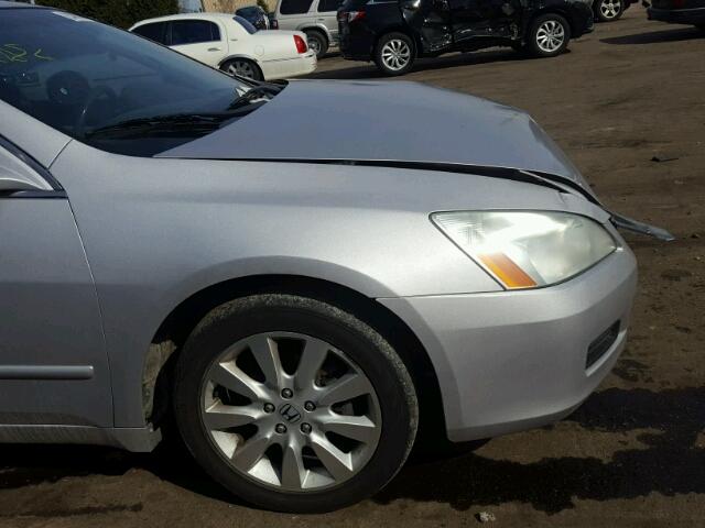 1HGCM66437A003401 - 2007 HONDA ACCORD SE SILVER photo 9