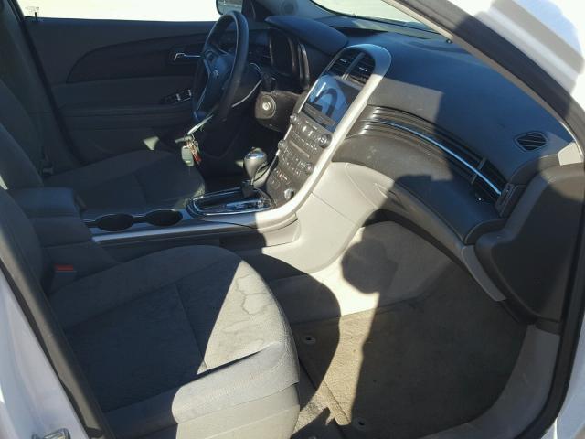 1G11A5SA3DF275409 - 2013 CHEVROLET MALIBU LS WHITE photo 5