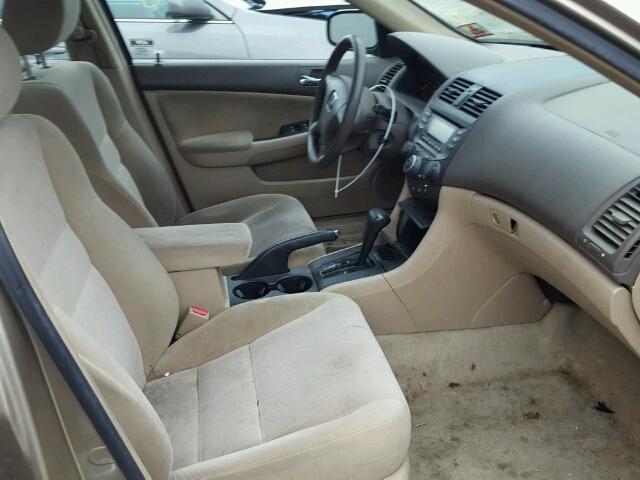 1HGCM56195A124401 - 2005 HONDA ACCORD DX GOLD photo 5