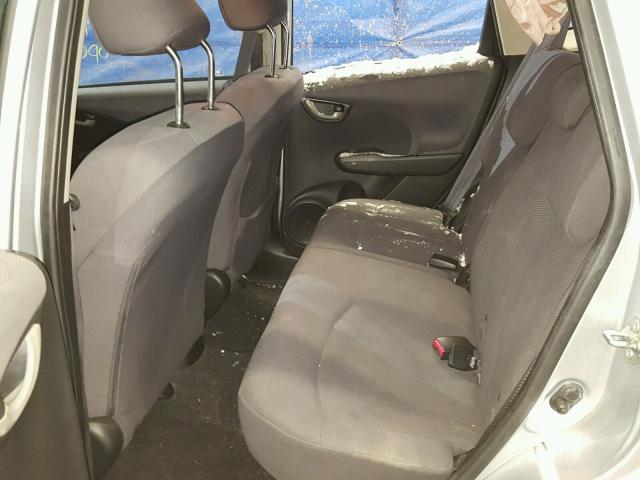 JHMGE8H37DC079232 - 2013 HONDA FIT SILVER photo 6