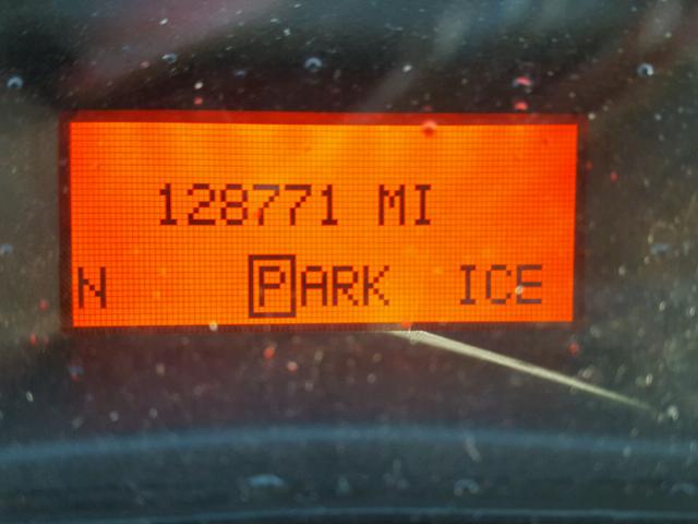 2G2WP552881185450 - 2008 PONTIAC GRAND PRIX GRAY photo 8