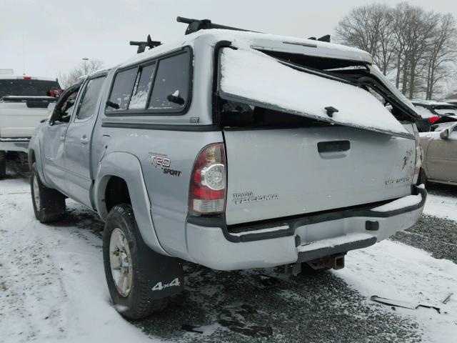 3TMLU42N09M030157 - 2009 TOYOTA TACOMA DOU SILVER photo 3