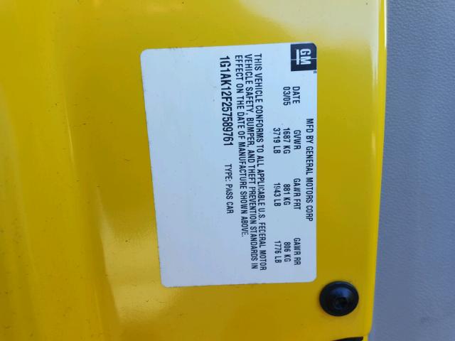 1G1AK12F257589761 - 2005 CHEVROLET COBALT YELLOW photo 10