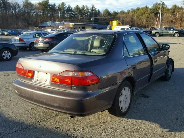 JHMCG6658XC007655 - 1999 HONDA ACCORD LX GRAY photo 4