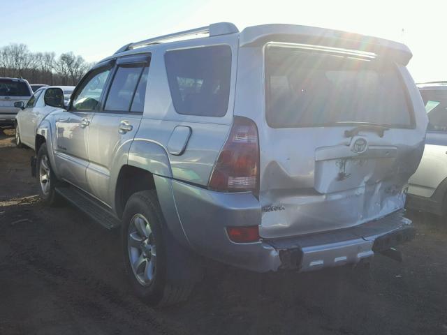 JTEBU14R048020649 - 2004 TOYOTA 4RUNNER SR SILVER photo 3