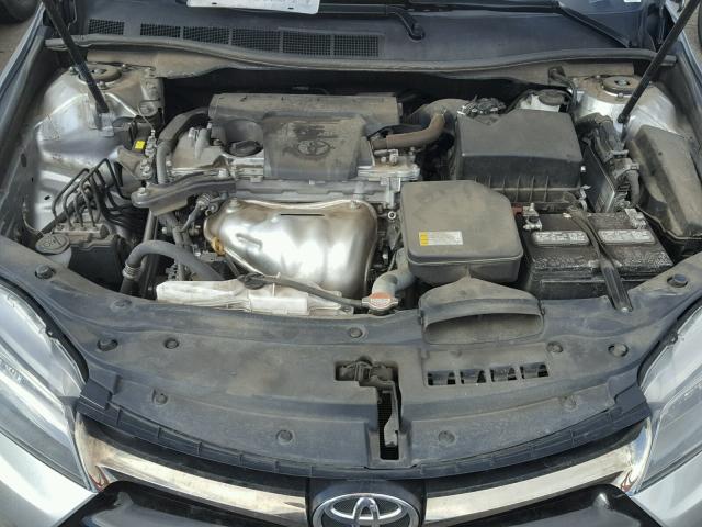 4T1BF1FKXGU528505 - 2016 TOYOTA CAMRY LE SILVER photo 7