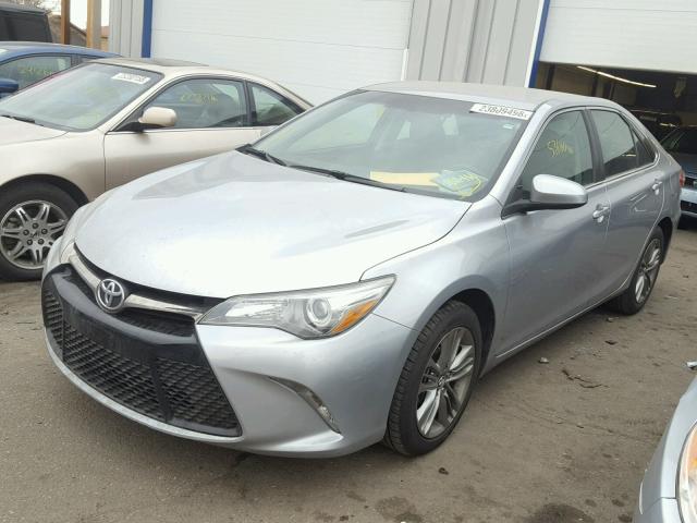 4T1BF1FK8GU574950 - 2016 TOYOTA CAMRY LE SILVER photo 2