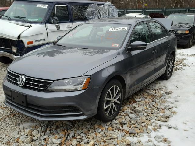 3VWDB7AJ6JM224123 - 2018 VOLKSWAGEN JETTA SE GRAY photo 2