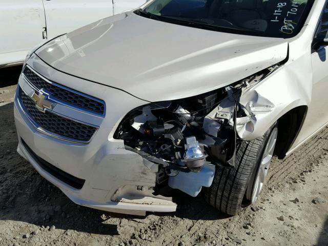 1G11H5SA9DF137014 - 2013 CHEVROLET MALIBU LTZ WHITE photo 9